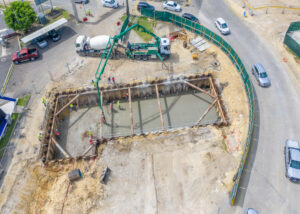 Réalisation d'ouvrages provisoires en palplanches à Grand Camp, Guadeloupe